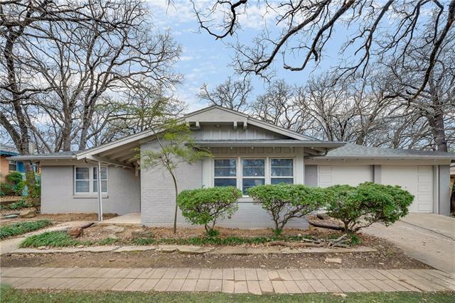 7212 Robinhood Ln in Fort Worth, TX - Building Photo