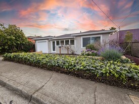 5934 Arlington Blvd in Richmond, CA - Building Photo