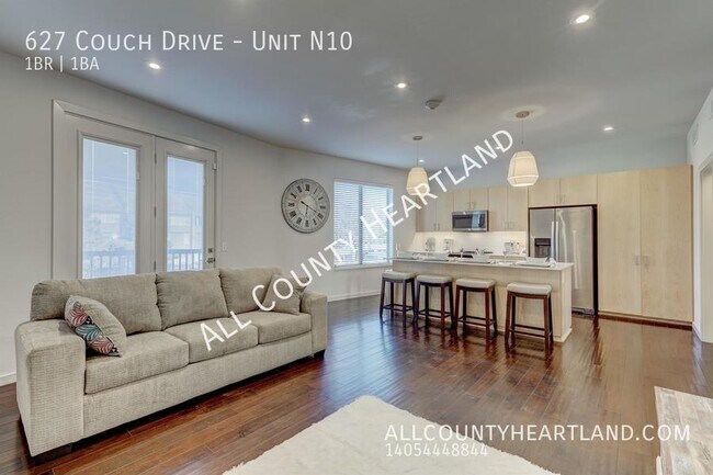 property at 627 Couch Dr