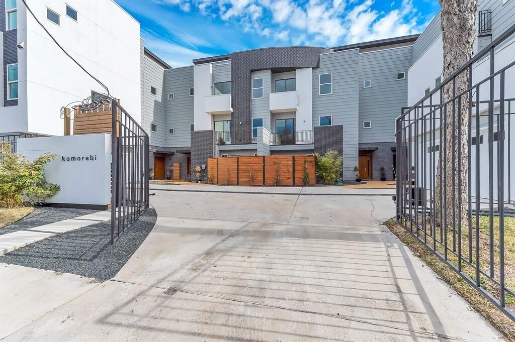 4117 Chartres St in Houston, TX - Building Photo