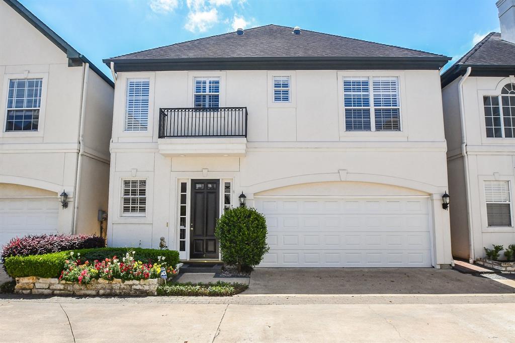 2124 Nantucket Dr in Houston, TX - Building Photo