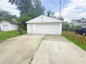 4649 Horton Rd in Garfield Heights, OH - Building Photo - Building Photo