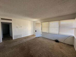 417 S Richmond Rd in Ridgecrest, CA - Building Photo - Building Photo