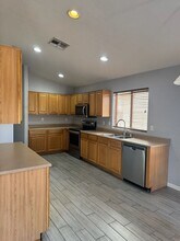 1592 E Wildhorse Pl in Chandler, AZ - Building Photo - Building Photo