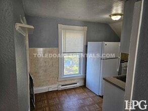 5520 N Summit St in Toledo, OH - Building Photo - Building Photo