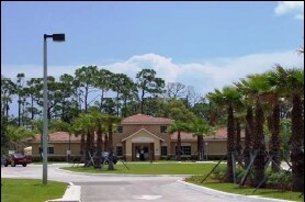 Pelican Isles Apartments in Sebastian, FL - Foto de edificio - Building Photo