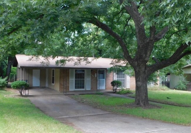 property at 1400 Berkshire Dr