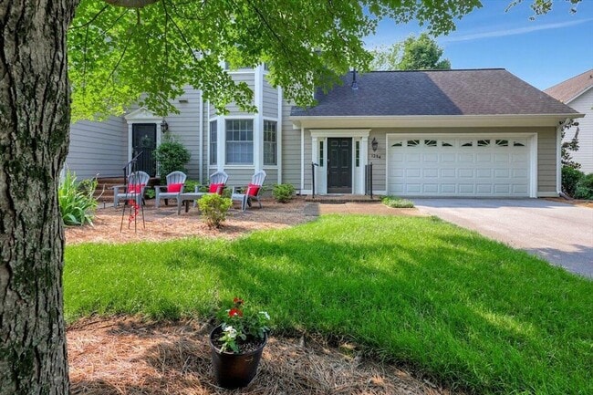 property at 1284 Heritage Landing Dr