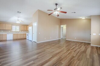 2117 W Renaissance Ave in Apache Junction, AZ - Building Photo - Building Photo
