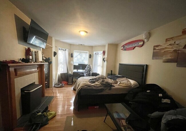 65 Hammond St in Boston, MA - Building Photo - Building Photo