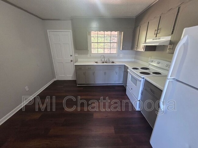 583 Bandy Ln in Ringgold, GA - Foto de edificio - Building Photo