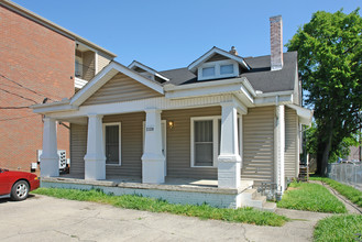 2108 Acklen Ave in Nashville, TN - Building Photo - Building Photo