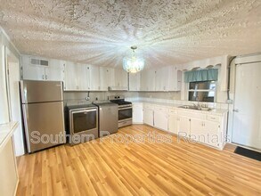 2245 Chalmers Dr in Sanford, NC - Building Photo - Building Photo