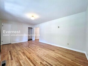 4542 Carter Rd in Austell, GA - Building Photo - Building Photo