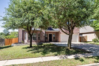 1221 Faber Dr in Pflugerville, TX - Building Photo - Building Photo