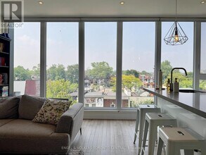 1555 Bloor St W in Toronto, ON - Building Photo - Building Photo