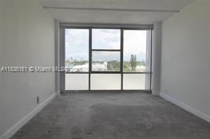 900 Bay Dr, Unit 521 in Miami, FL - Building Photo - Building Photo