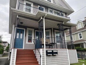 190 Harvard St, Unit 1 in Medford, MA - Building Photo - Building Photo
