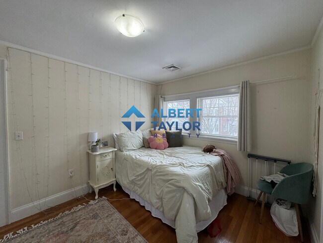 44 Greycliff Rd, Unit 1