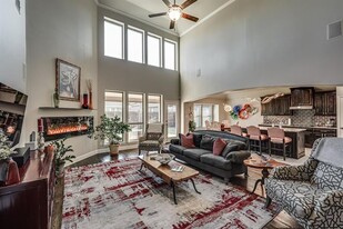 334 Western Sky Ln in Waxahachie, TX - Foto de edificio - Building Photo