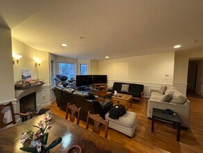 1328 Broadway, Unit 6 in Somerville, MA - Building Photo - Building Photo