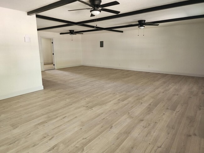 3014 N Garden Ave in Roswell, NM - Building Photo - Building Photo