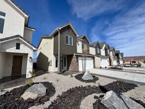 2639 Suniva Way in Saint George, UT - Building Photo - Building Photo