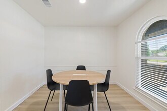 1910 N Floyd Rd, Unit 1912 in Richardson, TX - Building Photo - Building Photo