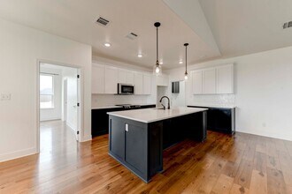 5407 Hollow Ranch Ct in Salado, TX - Building Photo - Building Photo