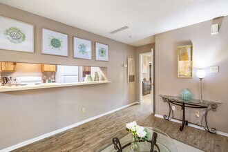 701 W Longspur Blvd, Unit 1125 in Austin, TX - Foto de edificio - Building Photo