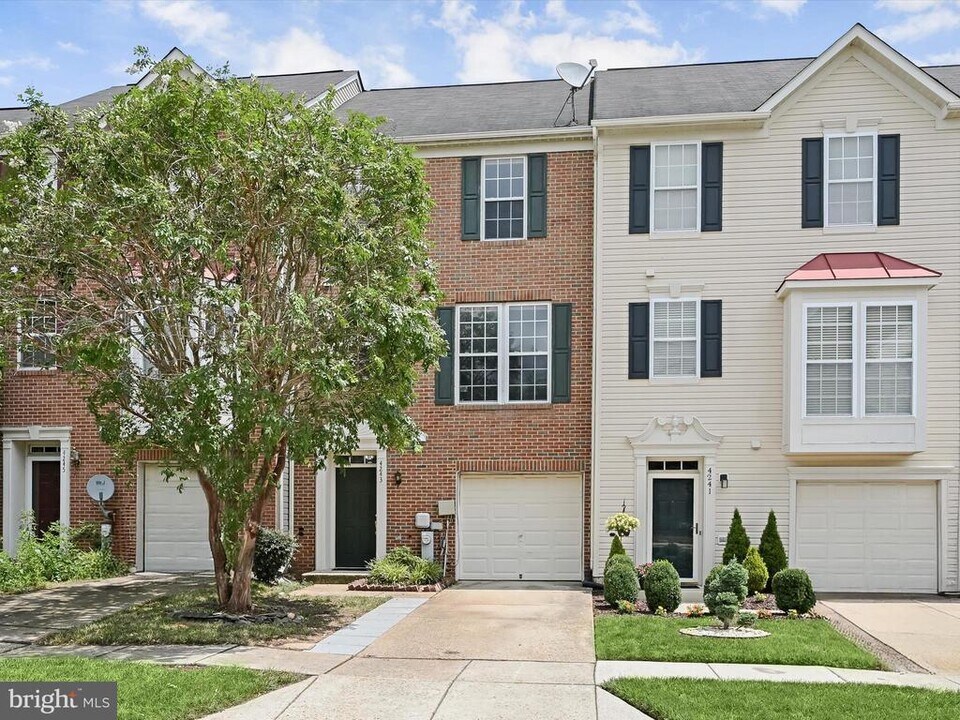 4243 Begonia Dr in Bowie, MD - Building Photo