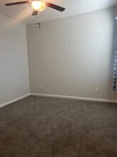 1355 Rio Grande Dr in Plumas Lake, CA - Foto de edificio - Building Photo