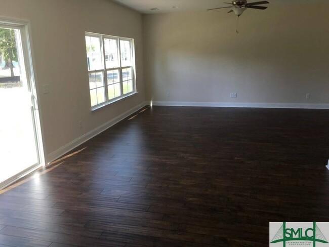 230 Smoke Rise Rd in Richmond Hill, GA - Building Photo - Building Photo