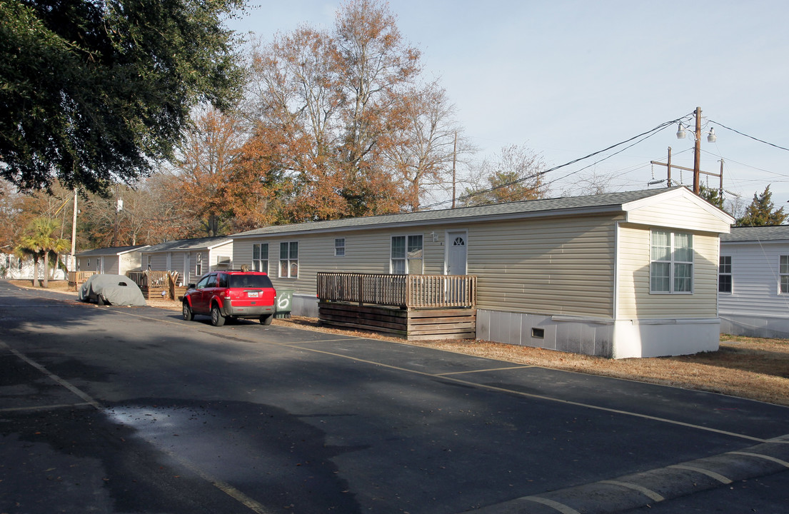 1223 Dickson Ave in Charleston, SC - Building Photo