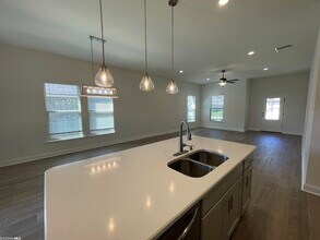 308 Bronze St in Fairhope, AL - Building Photo - Building Photo