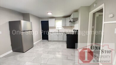 7945 Agnes Ave in Kansas City, MO - Building Photo - Building Photo