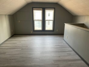 600 W Lincoln Ave in Oshkosh, WI - Building Photo - Building Photo