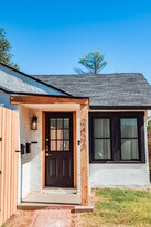 2436 24th St in Lubbock, TX - Building Photo