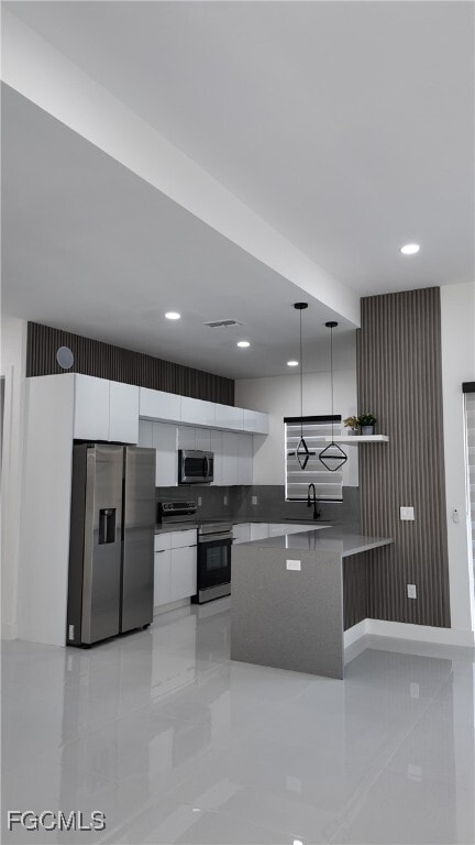 1414 Jefferson Ave in Lehigh Acres, FL - Building Photo - Building Photo