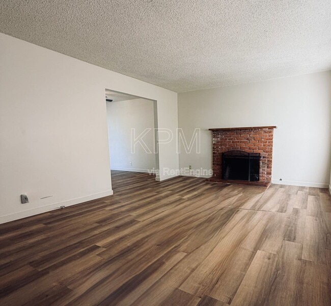 8446 N El Dorado St in Stockton, CA - Building Photo - Building Photo