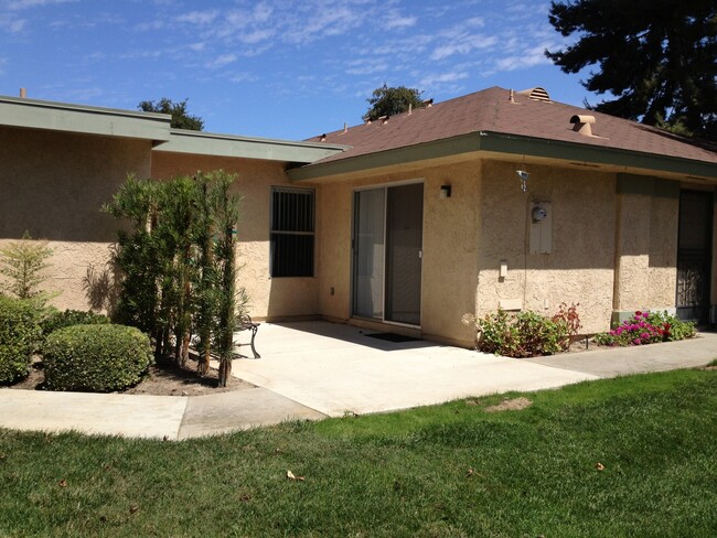 23110 Village 23 in Camarillo, CA - Building Photo - Building Photo