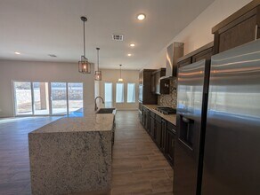 517 La Entrada Cir in Santa Teresa, NM - Building Photo - Building Photo