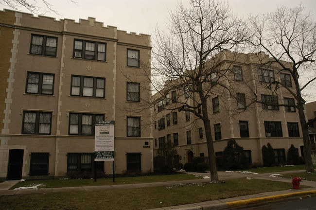 4519-27 N Paulina St in Chicago, IL - Foto de edificio - Building Photo