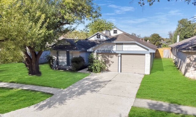 15938 Mission Village Dr in Houston, TX - Building Photo - Building Photo