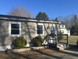 640 Leighton Rd, Unit #2 in Augusta, ME - Building Photo