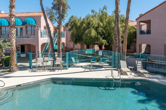 Winterhaven Terrace in Tucson, AZ - Foto de edificio - Building Photo