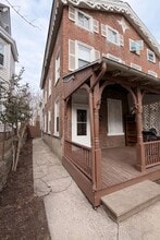 709 W Marshall St in Norristown, PA - Foto de edificio - Building Photo