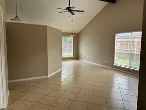 4215 Spinks Creek Ln in Spring, TX - Building Photo - Building Photo