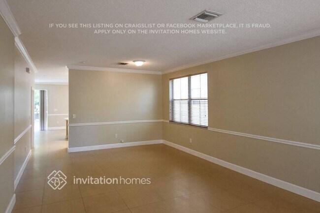 15891 SW 48th Manor in Miramar, FL - Foto de edificio - Building Photo