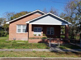 717 Perry St in Gretna, LA - Building Photo